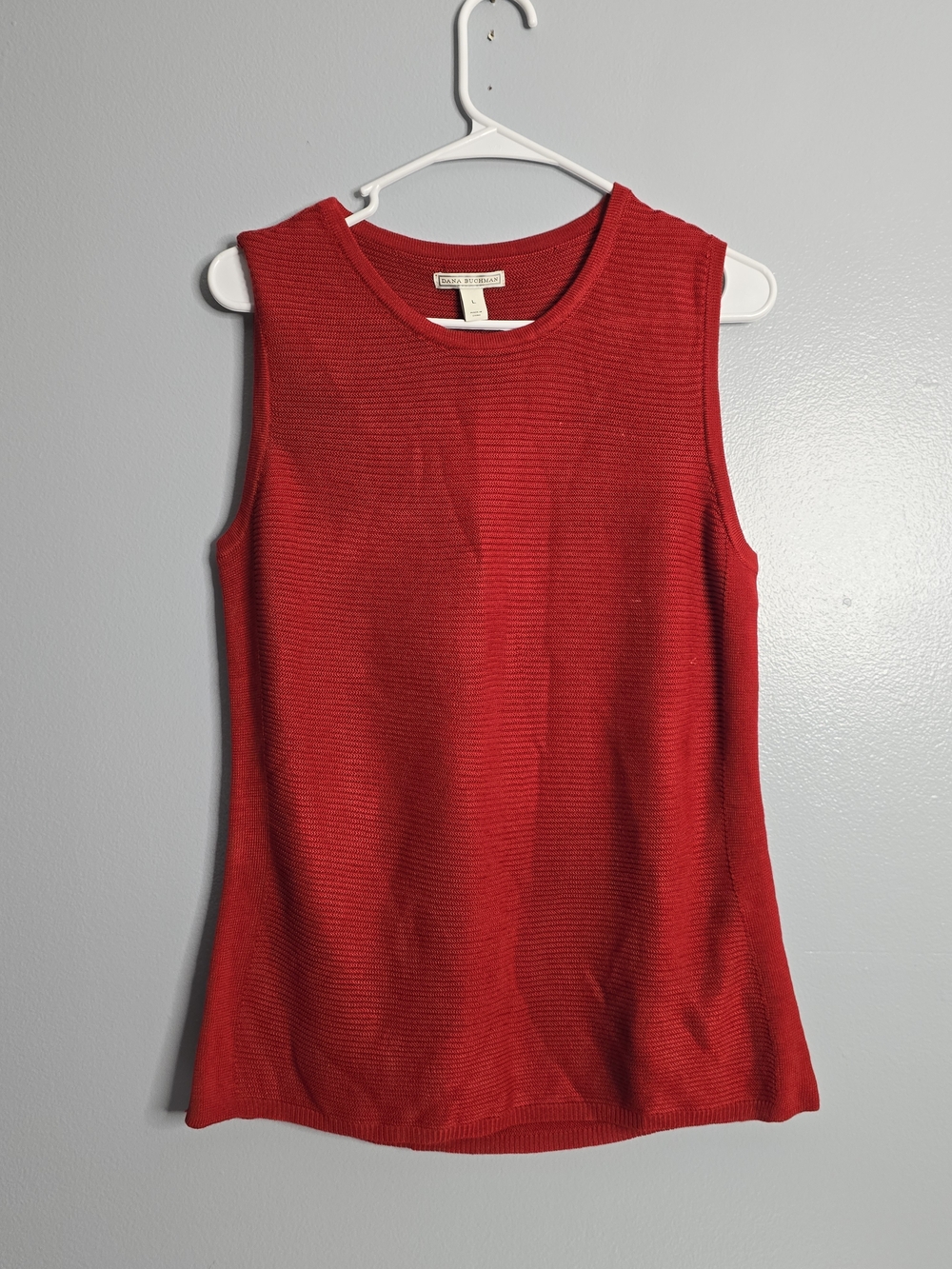 Dana Buchman Red Ribbed Sleeveless Knit Top